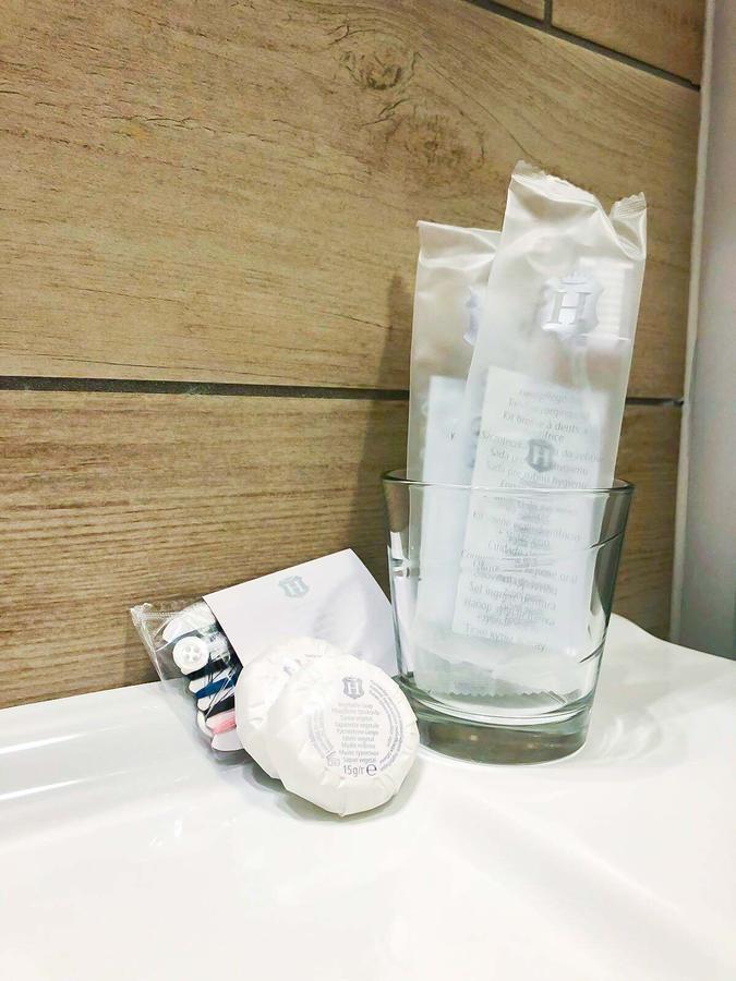 加里波第那不勒假日酒店 那不勒斯 外观 照片